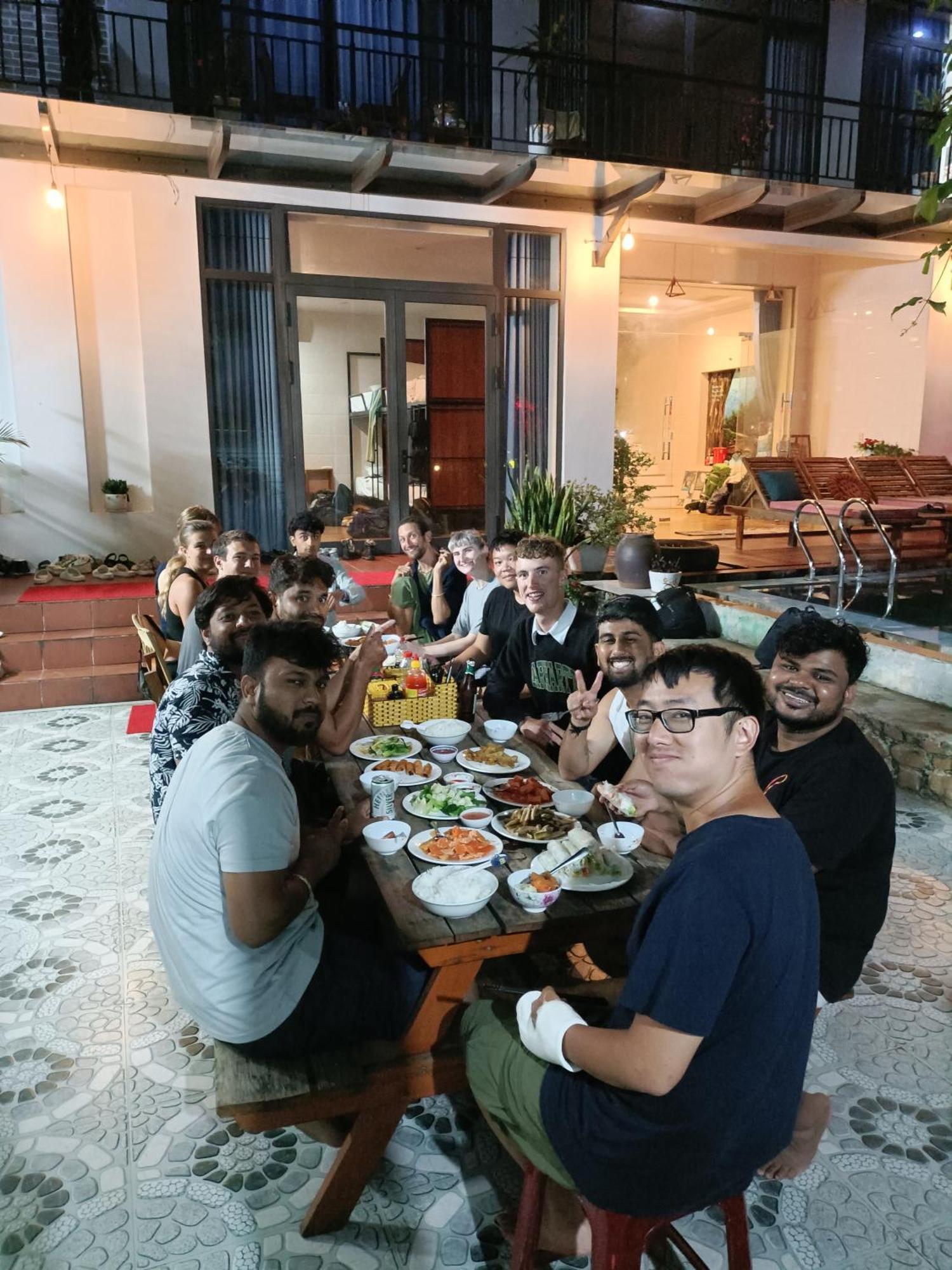 Hugo Homestay Phong Nha Zewnętrze zdjęcie